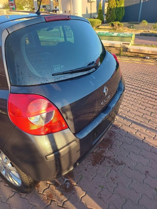 Продавам  Reno Clio