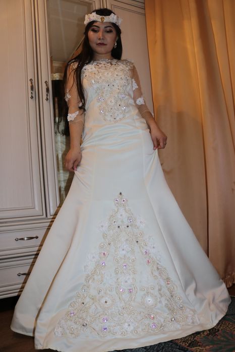 Срочно продам платье на кыз узату