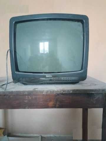 Телевизор Saba с кинескоп