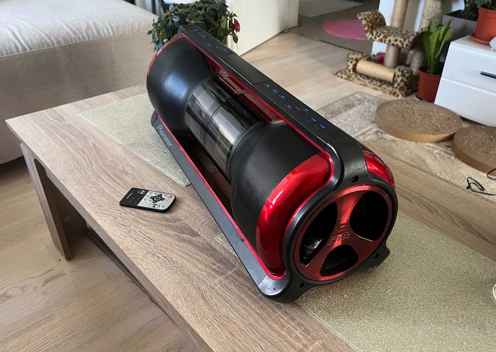 Sistem audio Pioneer STEEZ STZ-D10Z-R Boombox roșu 4GB telecomanda