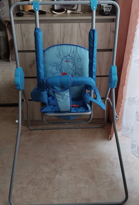 Продам детскую качелю