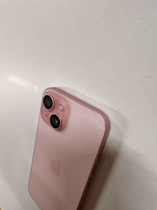 Айфон 15 128 гб царапина жок