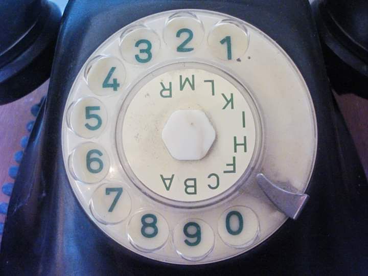 Стационарен телефон