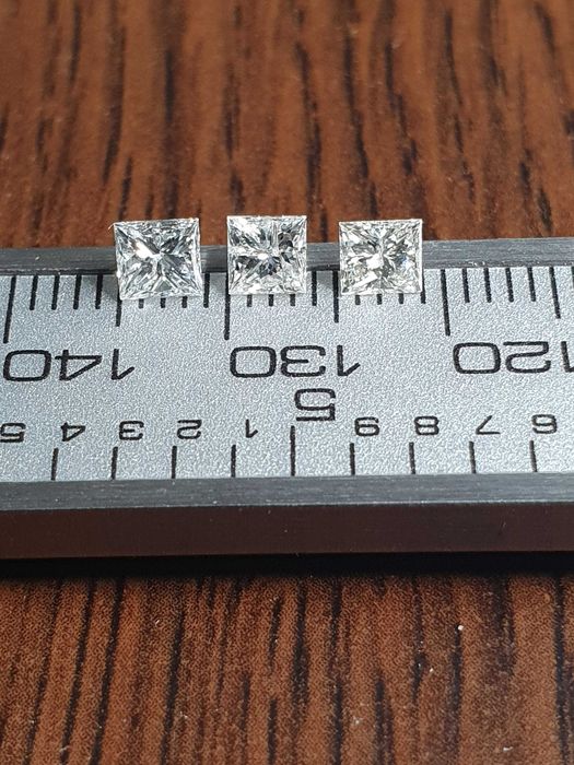 lot diamante naturale PRINCESS cut 0,9ct