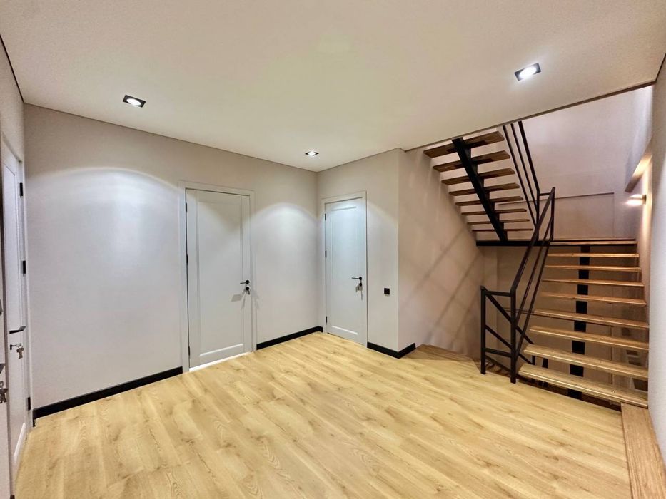 Продается Дом. Таунхаус. 2 сотки. Дустлик.