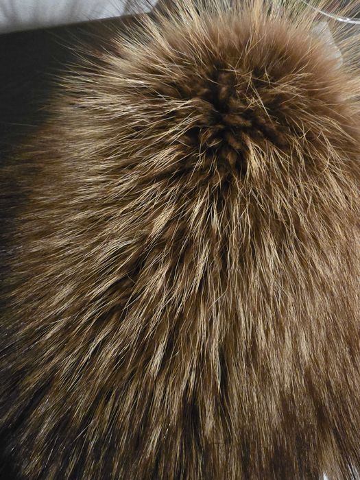 Дамска шапка естествен косъм лисица