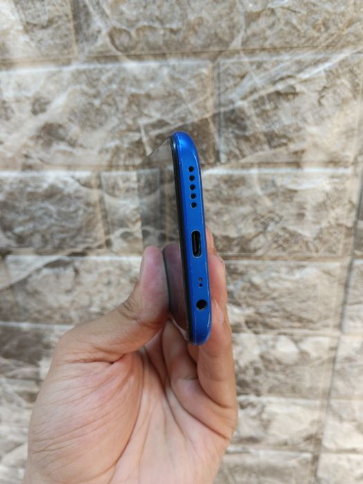 Redmi 8 sotiladi arzonchi
