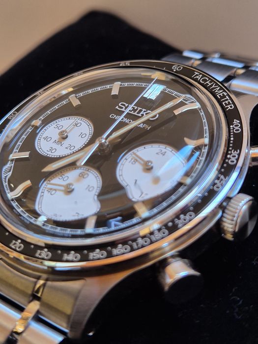 Seiko Chronograph SSB479P1 Reverse Panda Quartz