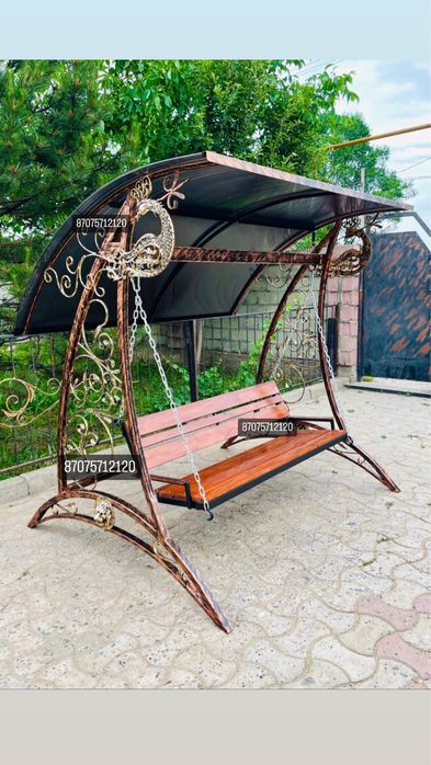 Качели кованые садовые