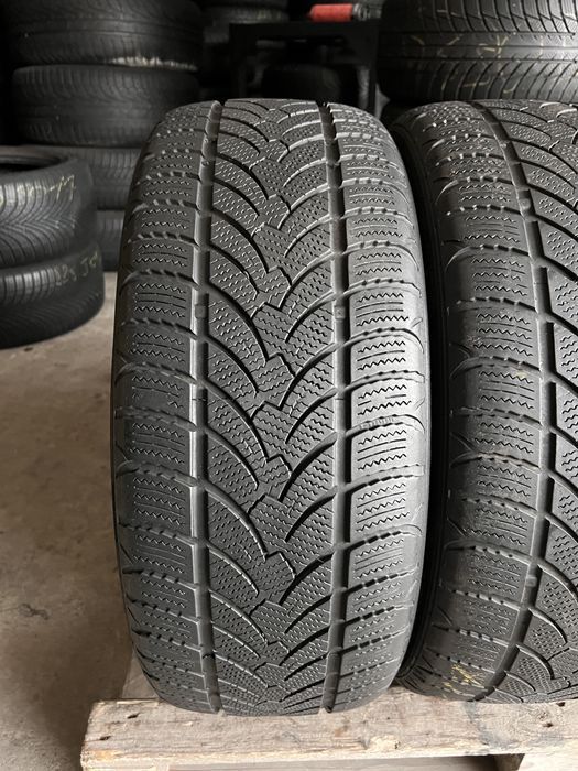 4 anvelope iarna 225/50/17 , platin , 5-6 mm