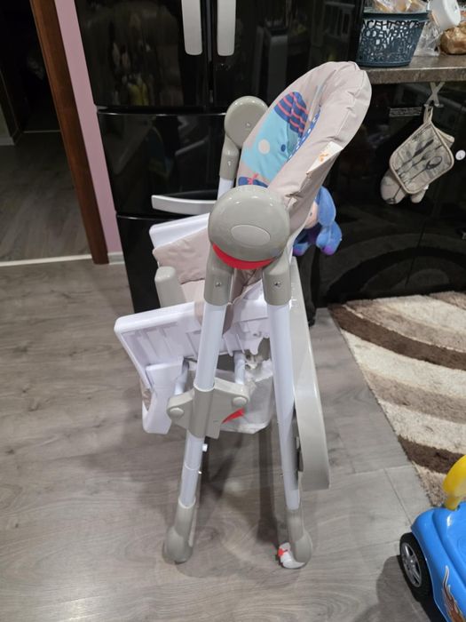 CANGAROO Стол за хранене KIMCHI СВЕТЛО СИВ
Преминете към началот