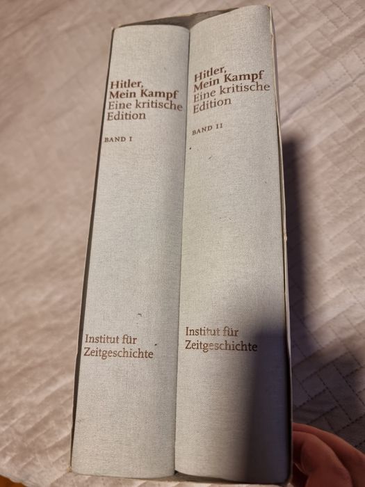 Mein Kampf editia critica in limba germana