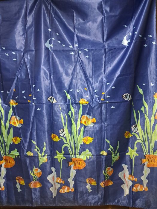 Продаётся шторка для ванной.