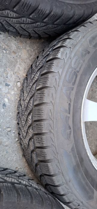 Лети джанти с Зимни Гуми За Suv 16"215/70 /16  Mitsubishi Hyundai Kia