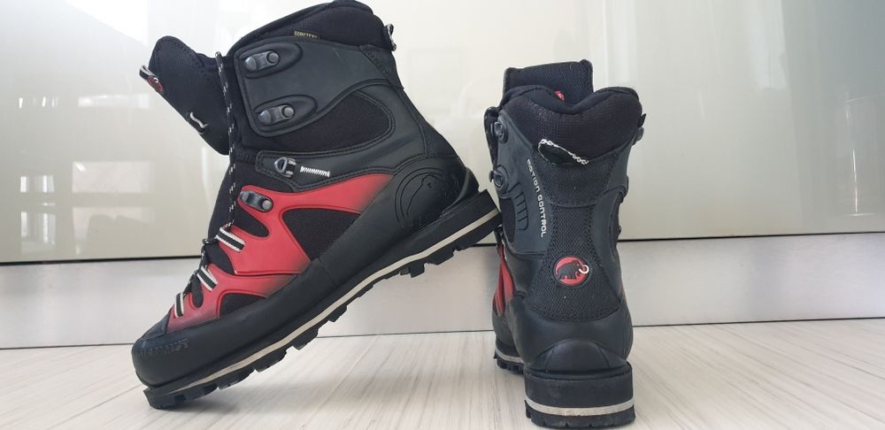 Mammut  Gore - Tex Vibram  / 42 /27см ОРИГИНАЛ! Мъжки спортни обувки!