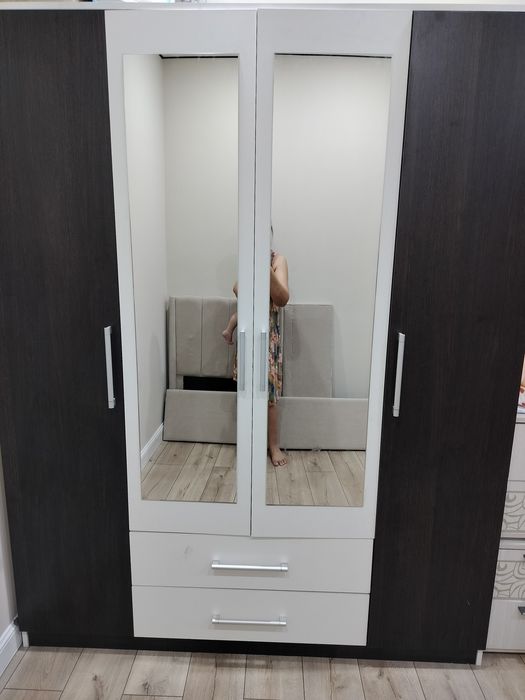 Шкаф в хорошем состояний