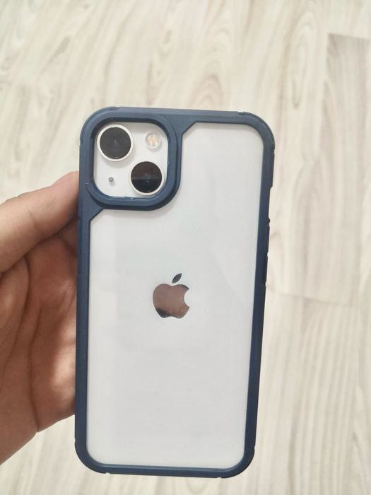 Vand Iphone 13 nou fara cutie