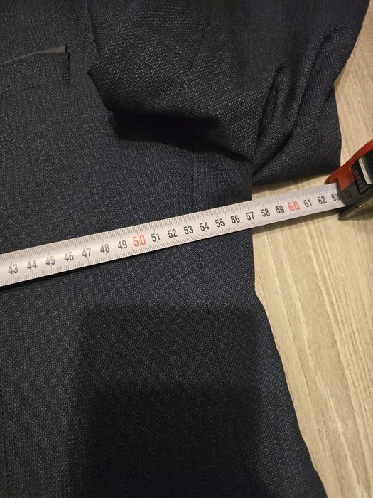 Costum barbatesc Suvari nou