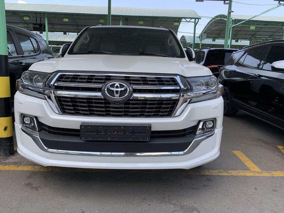 Toyota Land cruiser 200..