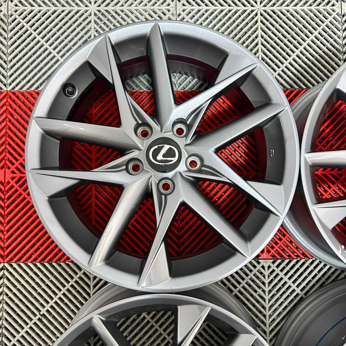 Jante Lexus LBX ES R17 TVA 21% *Originale*