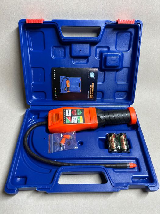 Detector electronic scurgeri freon cu senzor.