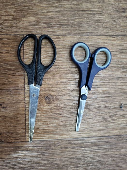 Продам канцелярские ножницы