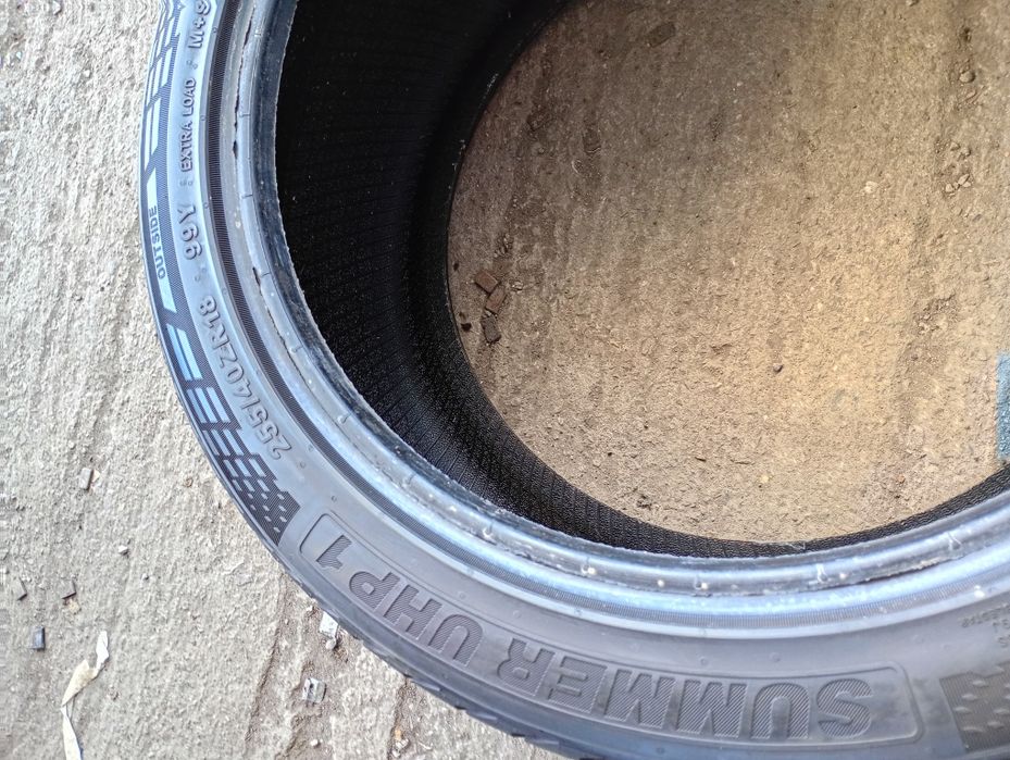Berlin Tires 2бр.255/40/18 дот0120
