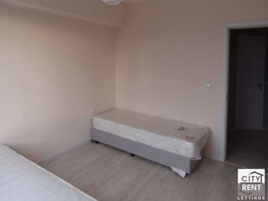 102810 Апартамент с две спални в близост до стадиона във В. Търново