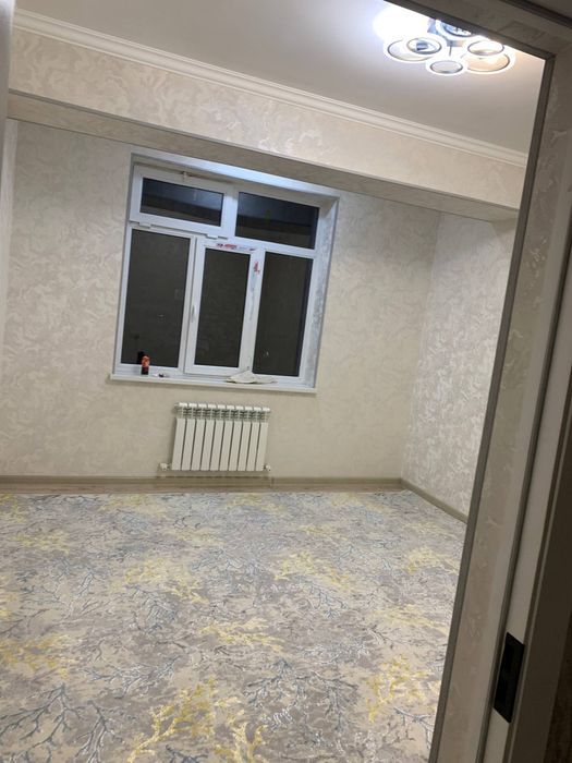 Продаю квартиру Яшнабадский р-он Новостройка ул. Иззат 2-ком 1-этаж 8э