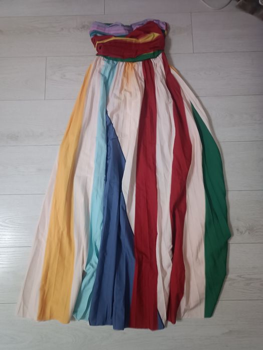 Vând rochie ,noua ,cu eticheta