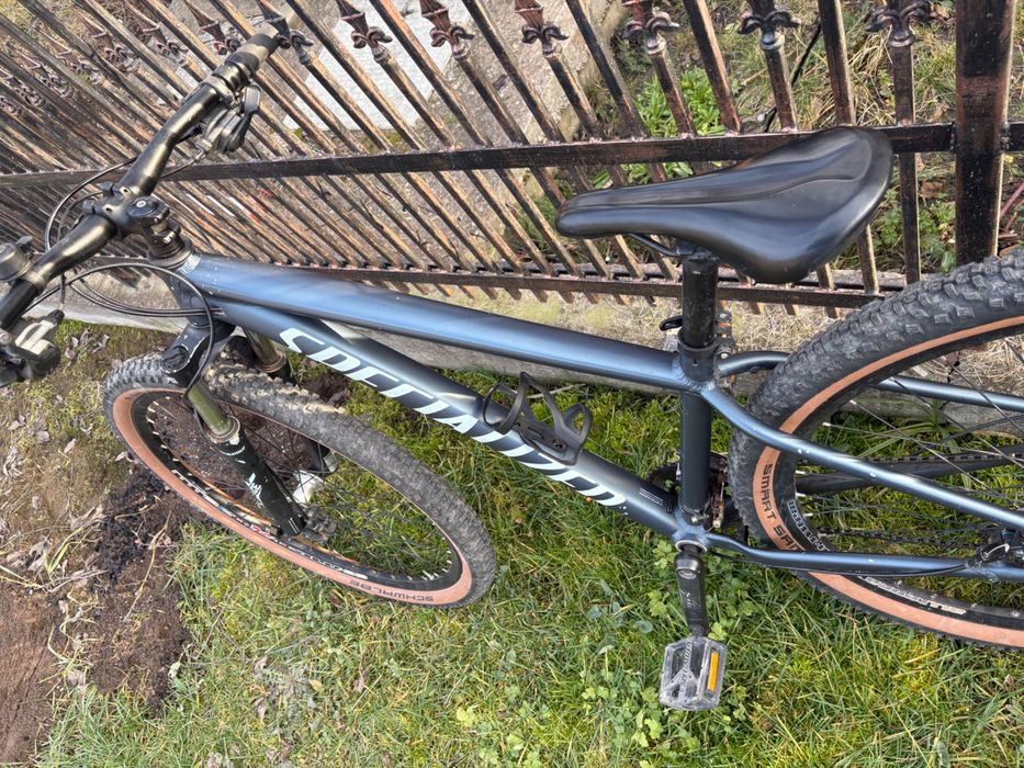 Specialized Rockhopper Expert Mountainbike.