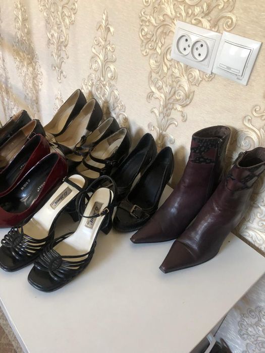 Продам туфли женские разные