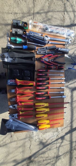 Scule electricieni knipex wera wurth wiha