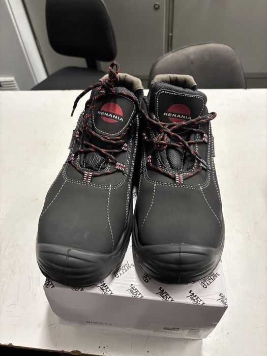 Salopeta groasa si subtire,bocanci de lucru