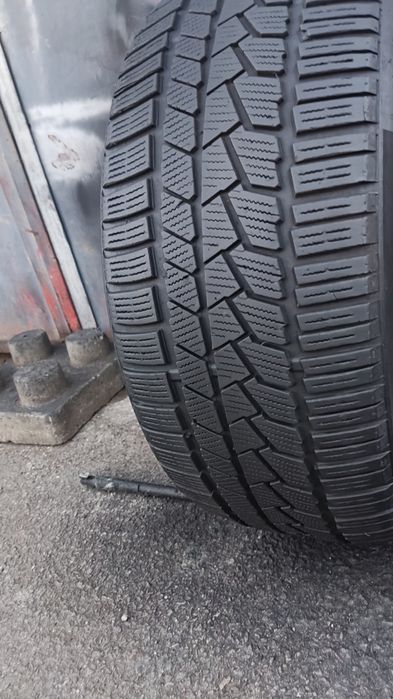 1брой зимна гума 235/40/19 Continental Winter Contact TS860S
dot22
6.4