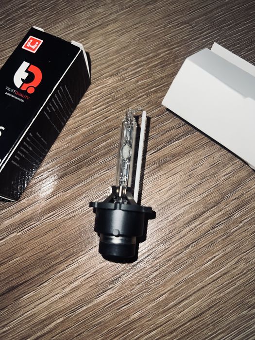 Ксеноновые лампы D4S