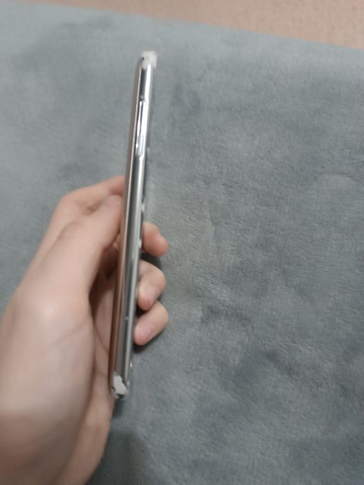 Продам самсунг j2