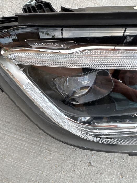 Фар за Мерцедес w253  десен , в добро състояние
