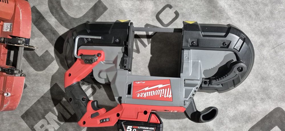 Milwaukee,Hilti ferestrău panglică pe acumulator