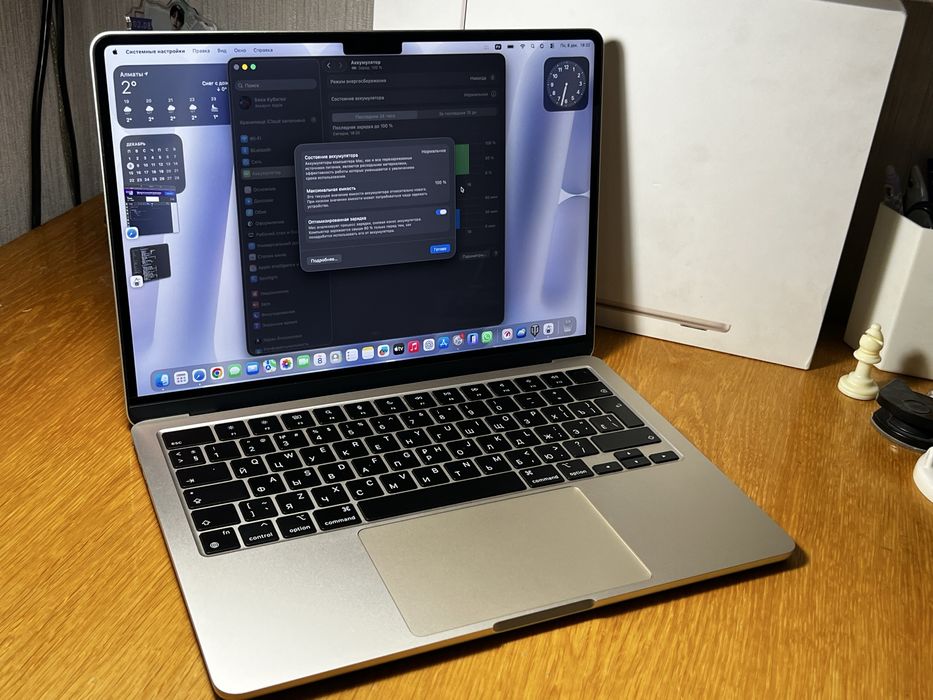 Apple MacBook air m2 100%