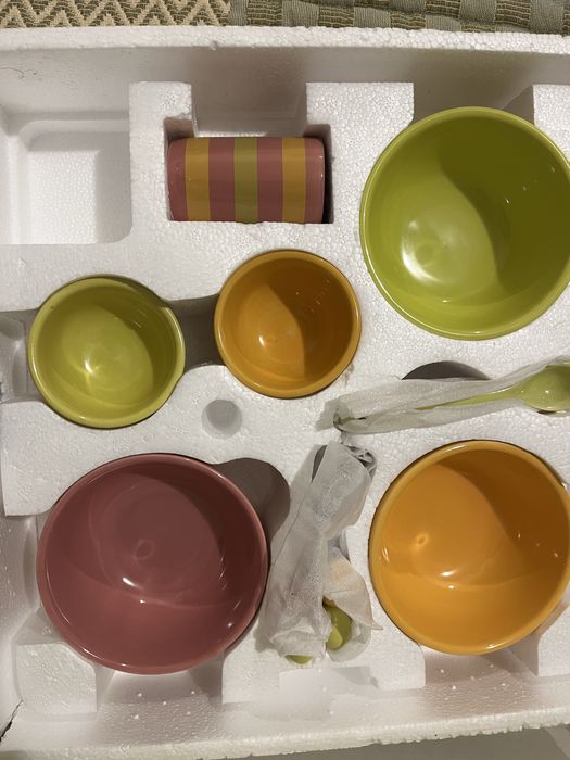 Сет посуда с табла - за закуска в легло