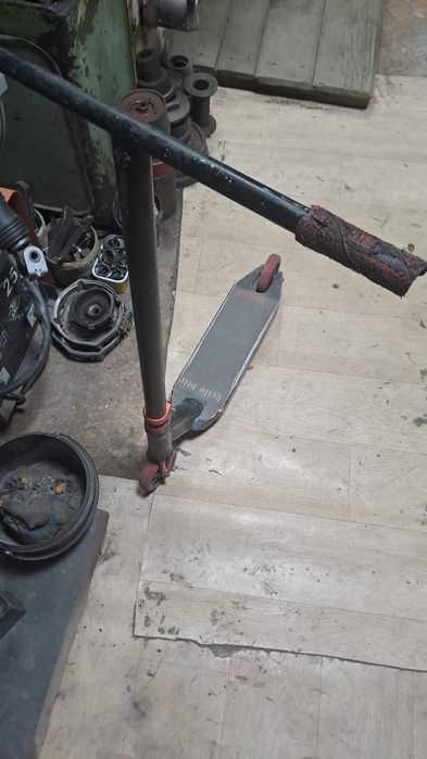 Самокат трюковой