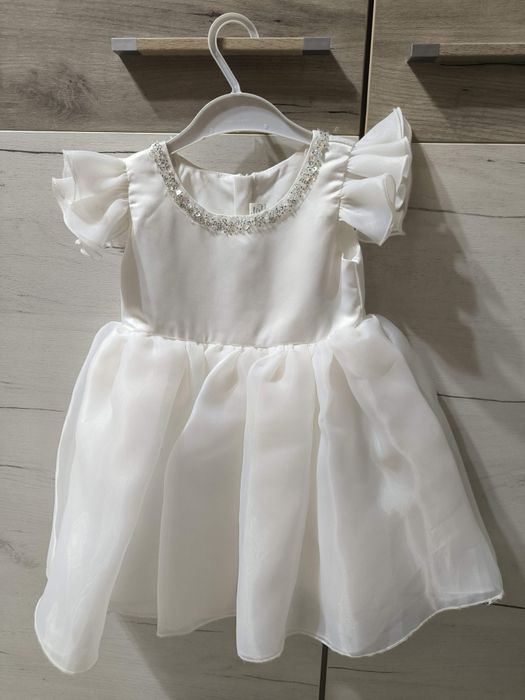 Продам платья для девочек