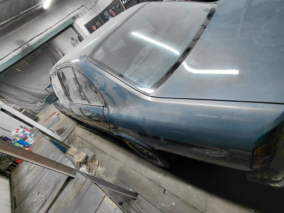 Продам бмв е34 по запчастям