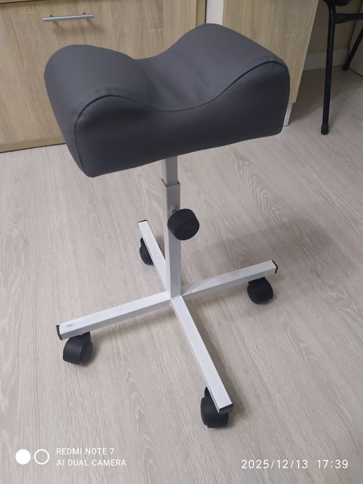 Подставка под педикюр