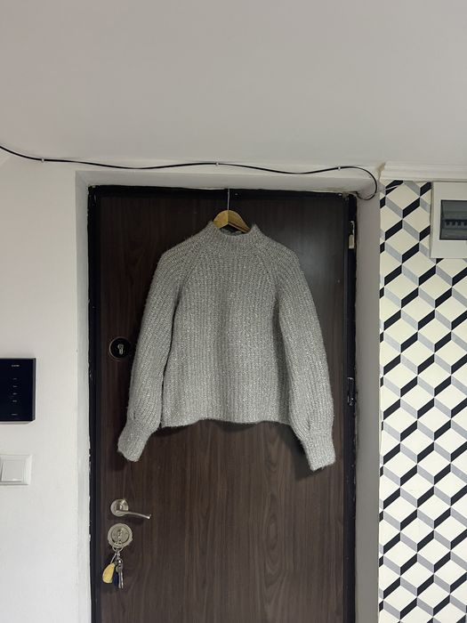 Bluza groasa pana in talie