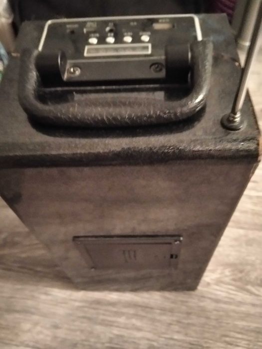 Продавам Тонколона 10W
