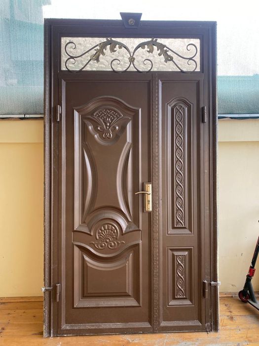 Темир ешик ишлатилган лекин хамма йери тоза