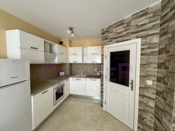 Продава се Двустаен апартамент в Созопол - 52 кв.м за 1693 €/кв.м - Снимка #2