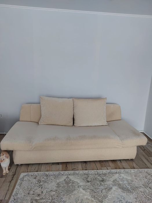 Продам 2 дивана в хорошем состоянии